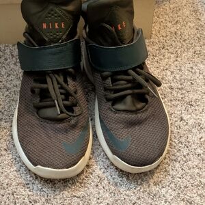 Nike Kwazi Athletic Shoes - Black and Dark Green